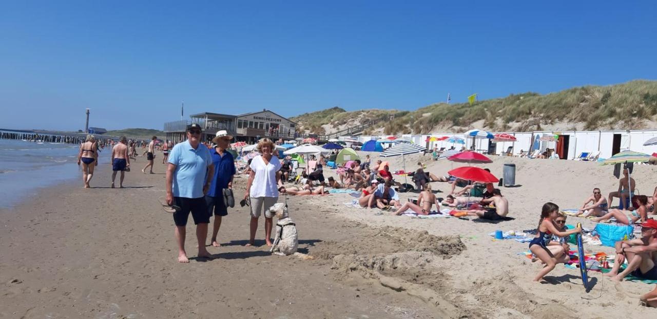 T Huuske Tuinappartement Met Fantastisch Uitzicht, Nabij Zee Zonnemaire Buitenkant foto